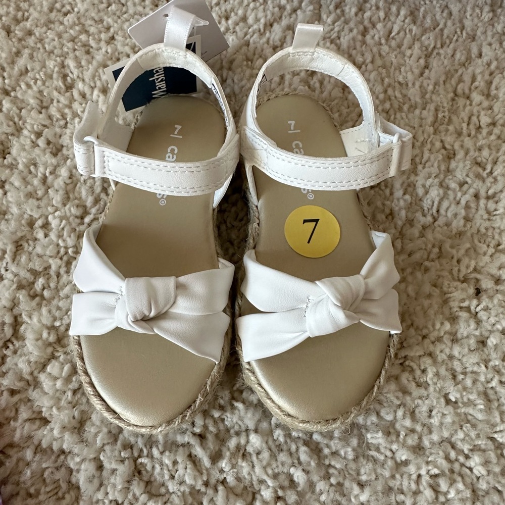 New Carter’s White Toddler Sandals-Size 7